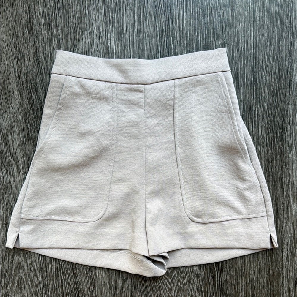 Wilfred High Waisted Slack Shorts